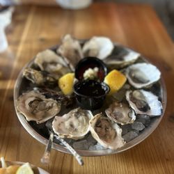 Seasurf Fish Co - Fresh oysters