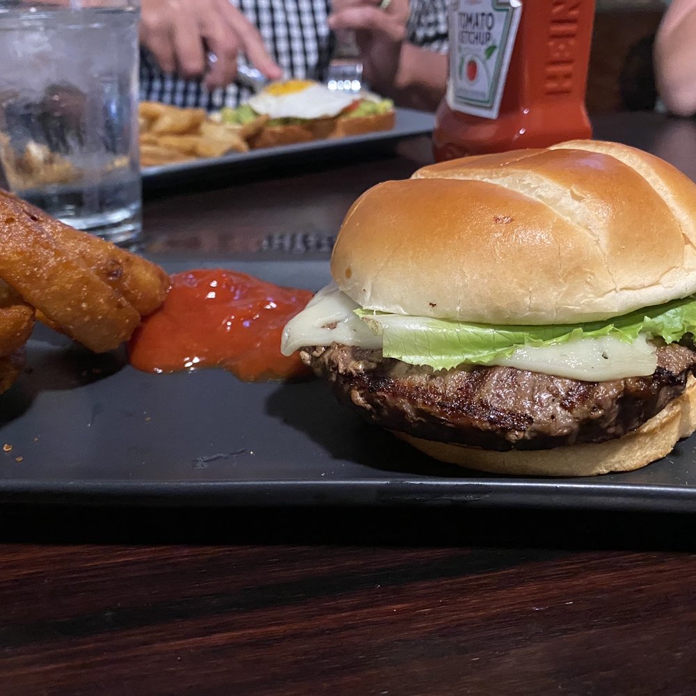 Shipp Brothers Brewing Restaurant & Taproom - Delicious burger - Brewpubs Near Me - Newark, Ohio Shipp Brothers Brewing Restaurant & Taproom - Delicious burger - Brewpubs Near Me - Newark, Ohio