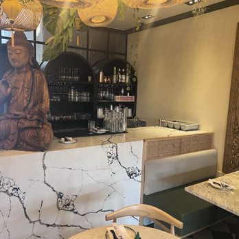 Ginger and Lemongrass - Vietnamese Near Me - Whitestone, New York Ginger and Lemongrass - Vietnamese Near Me - Whitestone, New York