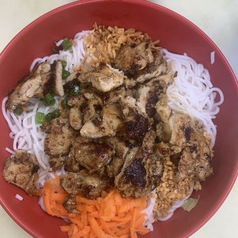 Pho Five-O - Vermicelli w/bbq chicken - Vietnamese Near Me - Aiea, Hawaii