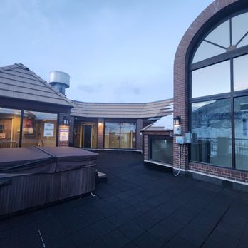 Club Wyndham Durango - Rooftop hot tubs - Hotels Near Me - Durango, Colorado
