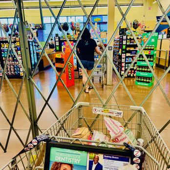 Smith's - They locked me in the beauty and health section. A fellow customer helped me push the gate open to leave. - Grocery Near Me - North Las Vegas, Nevada