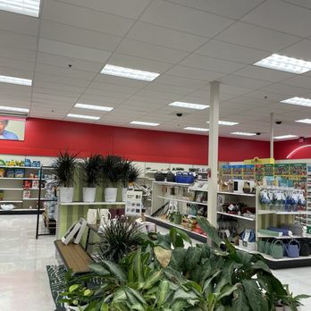 Target - Department Stores Near Me - Hemet, California