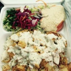 Peninsula Kitchen - Chicken, rice & salad - garlic yoghurt & hummus