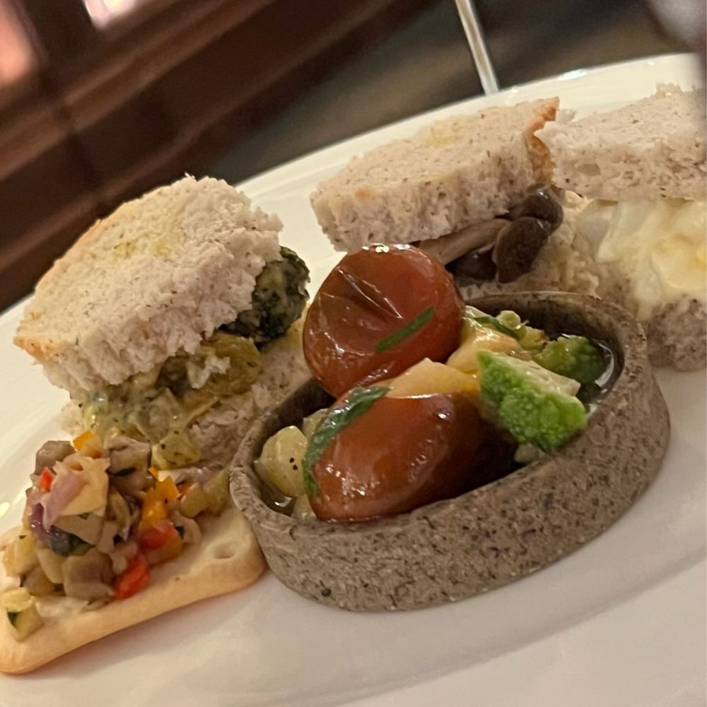 Fairmont Olympic Hotel, Seattle - GF, DF sandwhiches - Hotels Near Me - Seattle, Washington