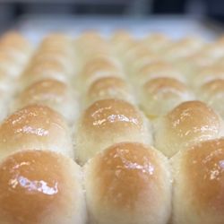 Java Moon - Fresh rolls served with soup daily!