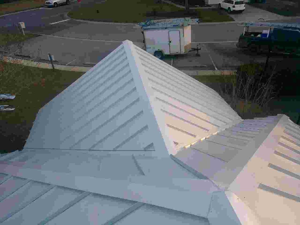 Slide of Top Notch Roofing & Exteriors