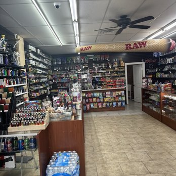 The Lemon Smoke Shop - Vape Shops Near Me - Lemon Grove, California