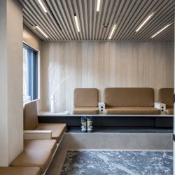 Aspen Collection - Ski Rentals | With no lines to wait in and a dedicated fitting time, each guest is able to relax and enjoy a complimentary beverage.