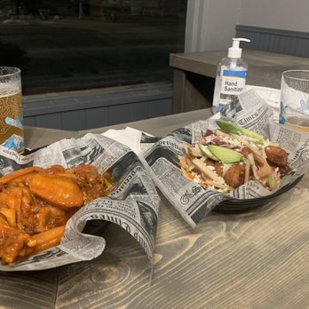 1903 Taphouse - Fish tacos and hot wing with sanitizer - Beer Bar Near Me - Bishop, California 1903 Taphouse - Fish tacos and hot wing with sanitizer - Beer Bar Near Me - Bishop, California