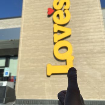 Love's Travel Stop - Gas Stations Near Me - Fort Mill, South Carolina
