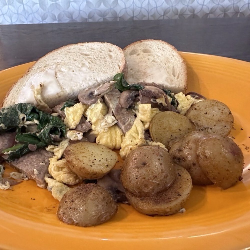 Helen's Restaurant - Joe's Special with turkey sausages, sourdough toast and delicious home fries. - American Near Me - Concord, Massachusetts
