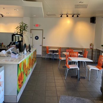BAMBU - Inside seating - Bubble Tea Near Me - Santa Clara, California