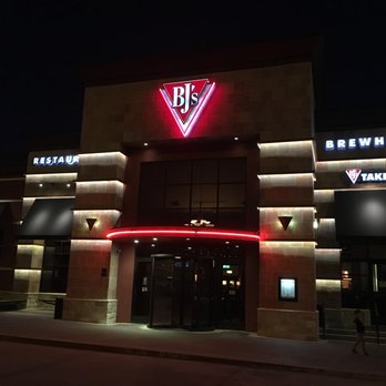 BJ's Restaurant & Brewhouse - Outside front at night - New American Near Me - Hurst, Texas BJ's Restaurant & Brewhouse - Outside front at night - New American Near Me - Hurst, Texas