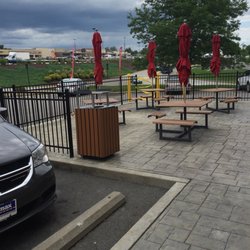 Wendy's - Nice patio