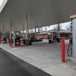Speedway - Outside. Filling station. 20 pumps.