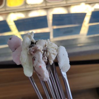 Wanderlust Creamery - Ice Cream & Frozen Yogurt Near Me - Pasadena, California Wanderlust Creamery - Ice Cream & Frozen Yogurt Near Me - Pasadena, California