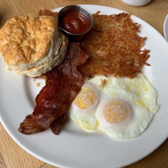 McMenamins Elks Temple - Traditional breakfast upgraded toast for biscuit with side of gravy. - Hotels Near Me - Tacoma, Washington McMenamins Elks Temple - Traditional breakfast upgraded toast for biscuit with side of gravy. - Hotels Near Me - Tacoma, Washington