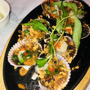Bien Hen Restaurant - Seafood Near Me - Westminster, California