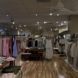 2bella Boutique - Clothes