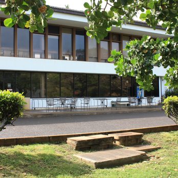 Lighthouse Restaurant - Outdoor seating - American Near Me - Honolulu, Hawaii