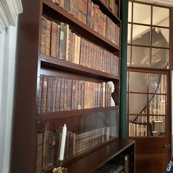 Thomas Jefferson's Monticello - Bookcase - Landmarks & Historical Buildings Near Me - Charlottesville, Virginia
