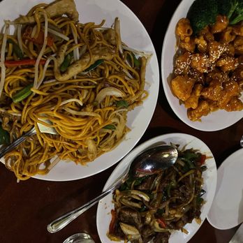 Forbidden City - Chicken Lo Mein, Sesame Chicken, Mongolian Beef extra spicy - Chinese Near Me - Tacoma, Washington