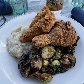 Mudlick Tap House - Fried chicken, Boursin mashed potatoes and delicious brussel sprouts - Gastropubs Near Me - Dayton, Ohio