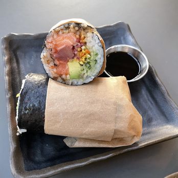 Zanzibar - Sushi burrito - Tiki Bars Near Me - Austin, Texas Zanzibar - Sushi burrito - Tiki Bars Near Me - Austin, Texas