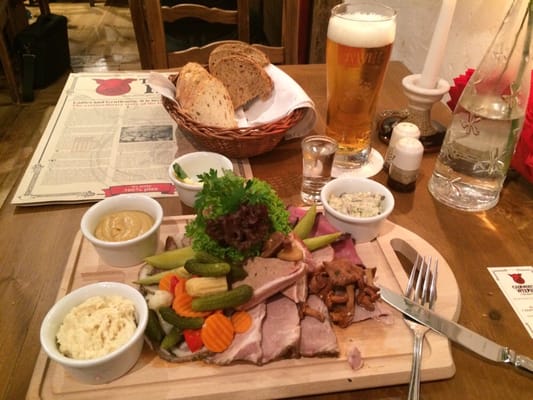 Restauracja Polska Czerwony Wieprz by null