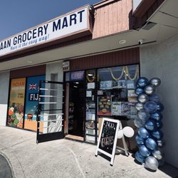 Asaan Grocery Mart - Outside