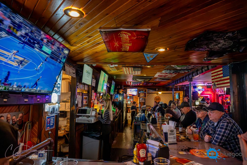 Food from Replay Sports Bar & Grill