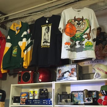 Fremont Vintage Mall - Vintage athletic apparel vendor - Used, Vintage & Consignment Near Me - Seattle, Washington Fremont Vintage Mall - Vintage athletic apparel vendor - Used, Vintage & Consignment Near Me - Seattle, Washington