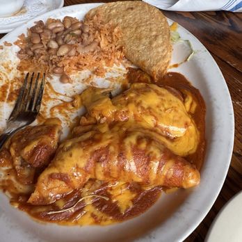 Sylvia's Enchilada Kitchen - Beef fajita Enchiladas - Mexican Near Me - Houston, Texas Sylvia's Enchilada Kitchen - Beef fajita Enchiladas - Mexican Near Me - Houston, Texas