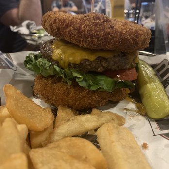 Drafts Burger Bar - MAC Daddy Burger - American Near Me - Park City, Utah