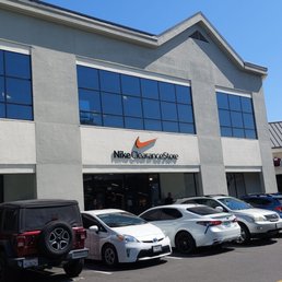 nike clearance store one stop