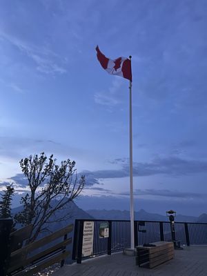 Sulphur Mountain by null
