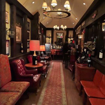 Sperry's Restaurant - Inside - Steakhouses Near Me - Franklin, Tennessee Sperry's Restaurant - Inside - Steakhouses Near Me - Franklin, Tennessee