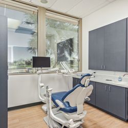Daniel Sluyk, DDS - DS Family & General Dentistry - Treatment/hygiene Rooms