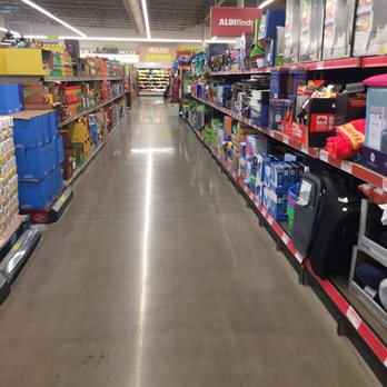 ALDI - Grocery Near Me - Lansdowne, Pennsylvania