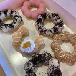 Dozen: 12 Mochi Donuts Dozen: 12 Mochi Donuts