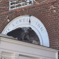 Lowell Inn