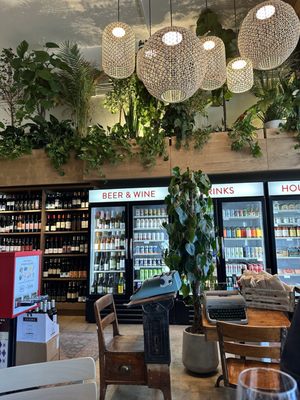 Leven Supply by null