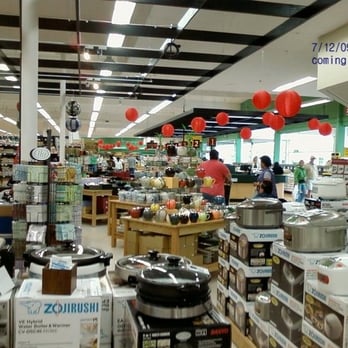 Uwajimaya - International Grocery Near Me - Renton, Washington