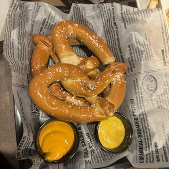 Gracie O'Malley's -Wicker Park - Pretzel - Sports Bars Near Me - Chicago, Illinois Gracie O'Malley's -Wicker Park - Pretzel - Sports Bars Near Me - Chicago, Illinois