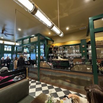 Model Bakery - Bakeries Near Me - Walnut Creek, California