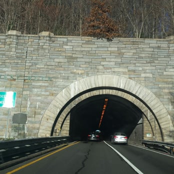 Heroes' Tunnel - If everyone that uses this tunnel is a Hero then there are a lot of Heroes in Connecticut. - Landmarks & Historical Buildings Near Me - New Haven, Connecticut