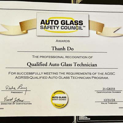 We handle all your chip repair needs!!!! - We are highly trained windshield repair technicians providing you with long lasting repairs that will keep you safe on the road. Life time guarantee! Saturday's are by appointment only. We handle all your chip repair needs!!!! - We are highly trained windshield repair technicians providing you with long lasting repairs that will keep you safe on the road. Life time guarantee! Saturday's are by appointment only.