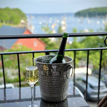 Rockport Harbor Hotel - Decent champagne and not overpriced - Hotels Near Me - Rockport, Maine Rockport Harbor Hotel - Decent champagne and not overpriced - Hotels Near Me - Rockport, Maine
