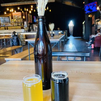 Lead Dog Brewing - Lead dog fade to Orange(wheat beer) & the Lead dog Churro please stout! - Breweries Near Me - Reno, Nevada Lead Dog Brewing - Lead dog fade to Orange(wheat beer) & the Lead dog Churro please stout! - Breweries Near Me - Reno, Nevada